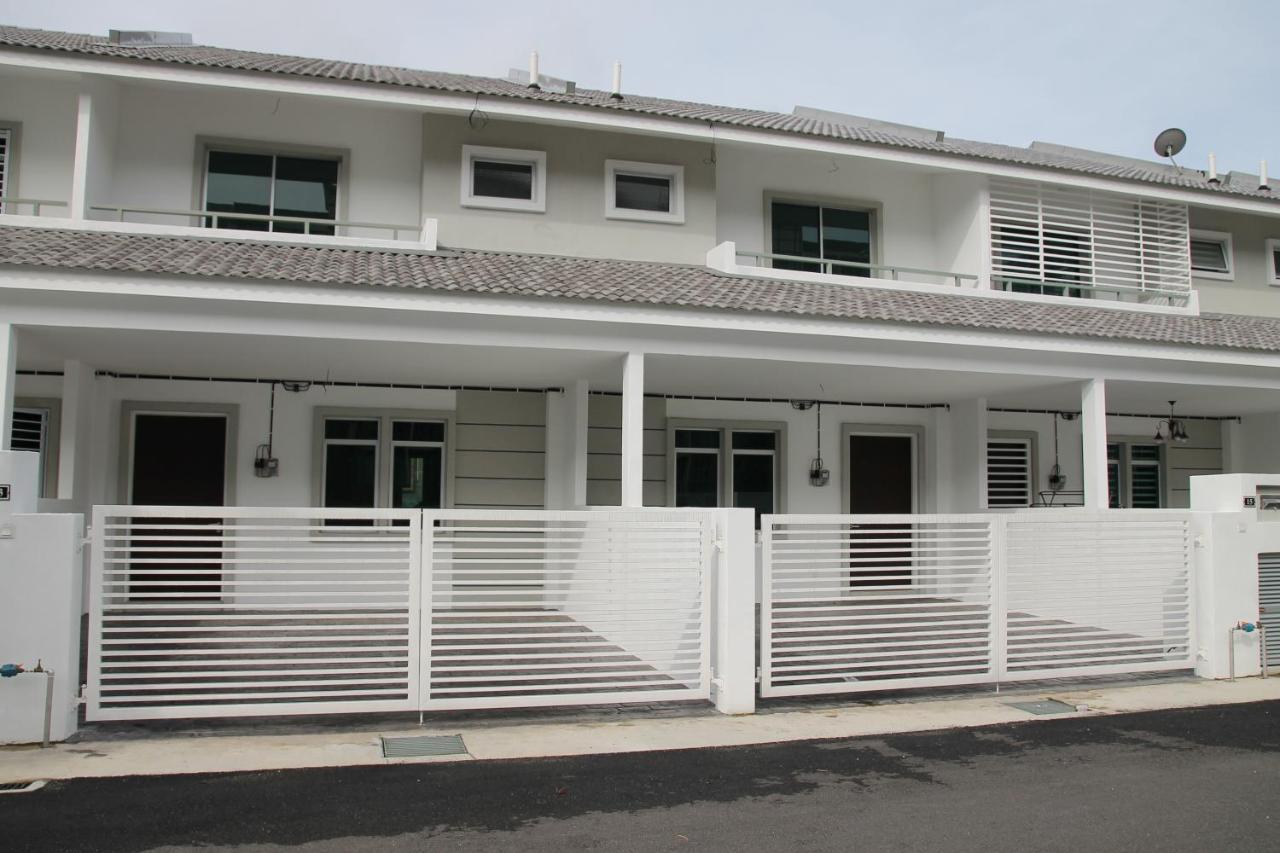 Вилла Bricks Terrace House 4R 3Br Бринчанг Экстерьер фото